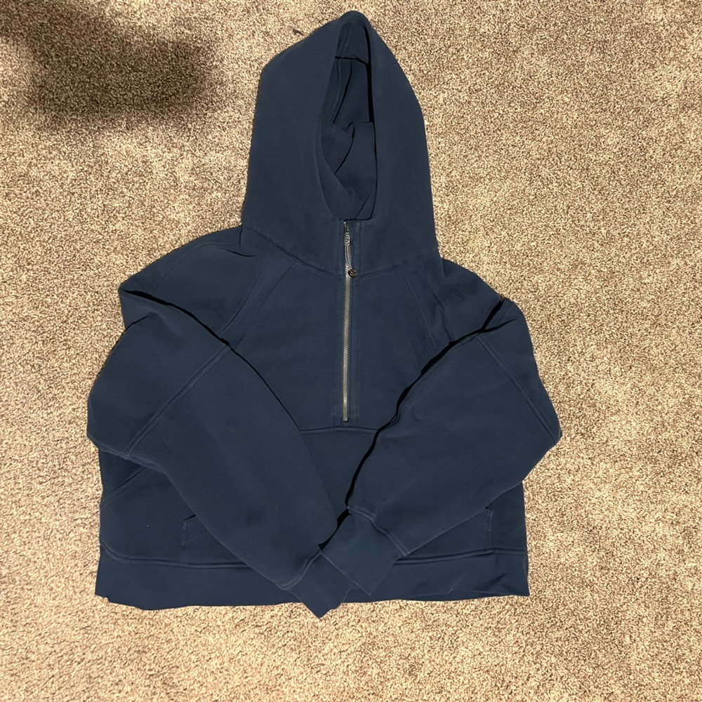 Lululemon oversized cropped scuba hoodie